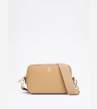 Orginal Tommy Hilfiger qadın çiyin/kross-bodi çantası - Rəng: bej lalafo.az -da Orginal Tommy Hilfiger qadın çiyin/kross-bodi çantası - Rəng: bej