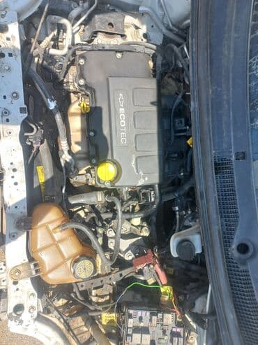 Avtomobilin mühərriki, sürət qutusu, oturacaqları və sükan çarxı daxil at lalafo.az Avtomobilin mühərriki, sürət qutusu, oturacaqları və sükan çarxı daxil