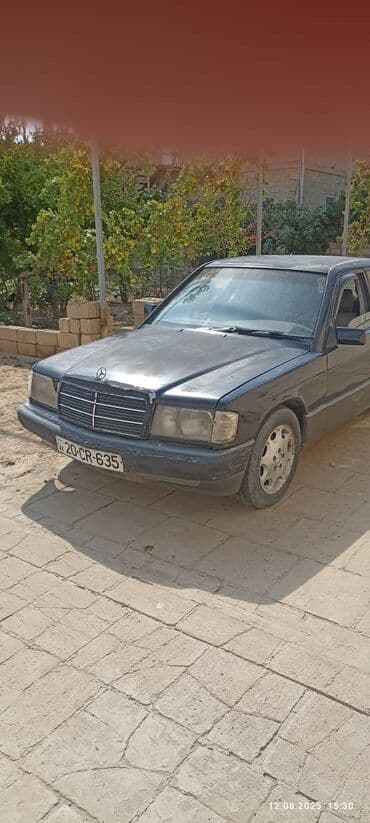 Mercedes-Benz 190 (W201) sökülür kim nə lazım olsa zəng vura bilər lalafo.az -da Mercedes-Benz 190 (W201) sökülür kim nə lazım olsa zəng vura bilər