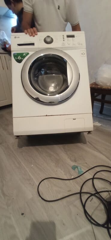 Paltaryuyan maşın LG, 6 kq, Avtomat, Qurutmasız lalafo.az -da Paltaryuyan maşın LG, 6 kq, Avtomat, Qurutmasız
