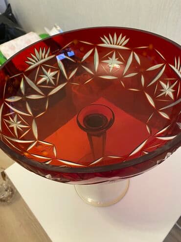 Kanfet qablari 1 ededi 15 manat qirmizi meyve qabi 20 manat lalafo.az -da Kanfet qablari 1 ededi 15 manat qirmizi meyve qabi 20 manat