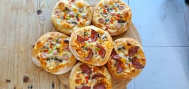 Уборщицы: Pizzamen işi axtatıram maaş 40 Azn günlük maaş lazımdır 15 gündən at lalafo.az — 7 Уборщицы: Pizzamen işi axtatıram maaş 40 Azn günlük maaş lazımdır 15 gündən — 7