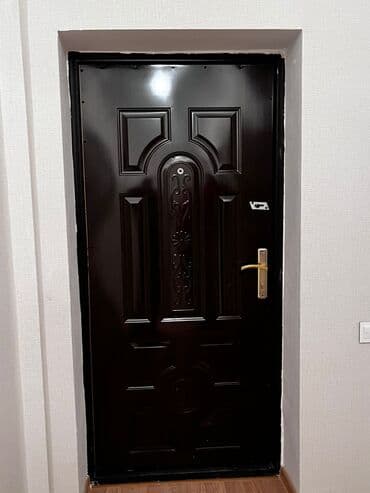 Qapi. En 98sm. Hundurluk 210sm. 160 manat. Unvan mehdiabad Nigaz lalafo.az -da Qapi. En 98sm. Hundurluk 210sm. 160 manat. Unvan mehdiabad Nigaz