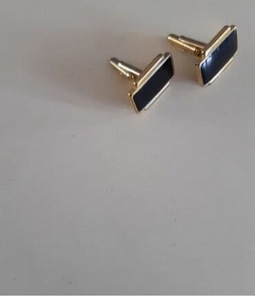 Kişi köynəyi ücündu. Düymələr. 2 ədədi bir yerdə 3 manat lalafo.az -da Kişi köynəyi ücündu. Düymələr. 2 ədədi bir yerdə 3 manat