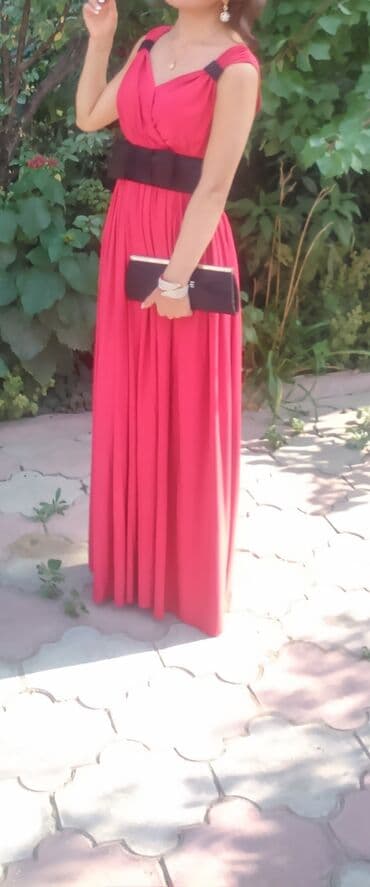 Bir iki defe geyinilib her biri . qiymeti 20 azn her birinin lalafo.az -da Bir iki defe geyinilib her biri . qiymeti 20 azn her birinin