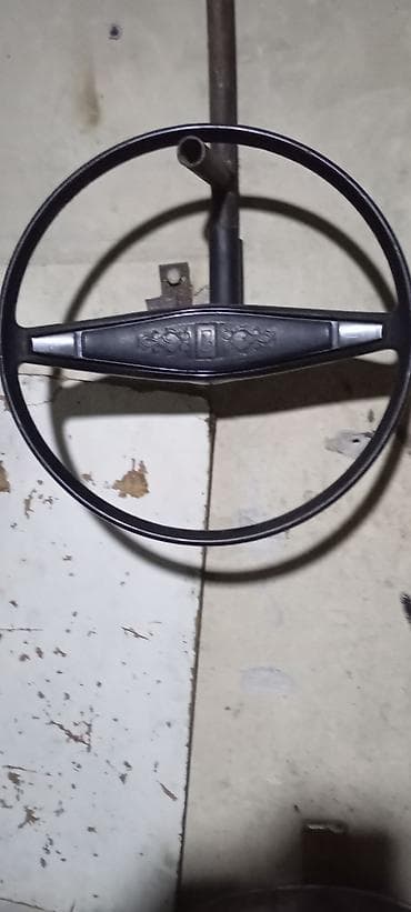 Məhsul: Klassik avtomobil üçün sükan.tertemiz juqili ruludur.ünvan lalafo.az -da Məhsul: Klassik avtomobil üçün sükan.tertemiz juqili ruludur.ünvan