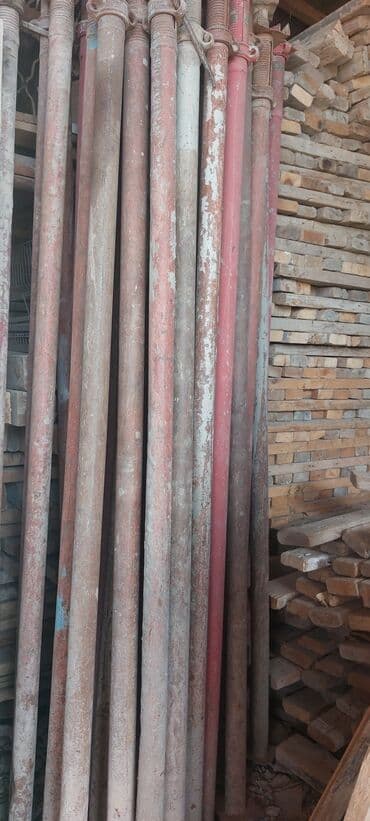 Поддоны: Lesa,dirək,cilovuz,dik və taxtaların icarəsi və satışı at lalafo.az — 4 Поддоны: Lesa,dirək,cilovuz,dik və taxtaların icarəsi və satışı — 4