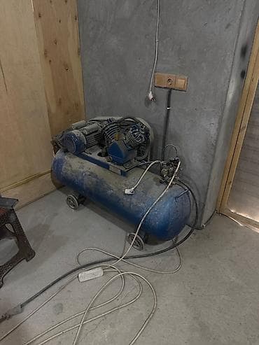 Sənaye tipli hava kompressoru - Güclü elektrik mühərriki və iki lalafo.az -da Sənaye tipli hava kompressoru - Güclü elektrik mühərriki və iki