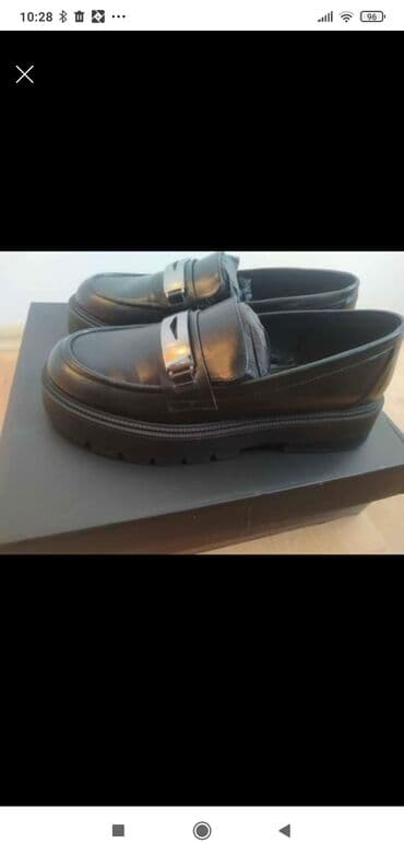 Tuflilər, Ölçü: 41, rəng - Qara, İşlənmiş lalafo.az -da Tuflilər, Ölçü: 41, rəng - Qara, İşlənmiş