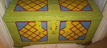 Taxta sandıq - Material: təbii ağac, qalın taxta lövhələrdən yığma - lalafo.az -da Taxta sandıq - Material: təbii ağac, qalın taxta lövhələrdən yığma -