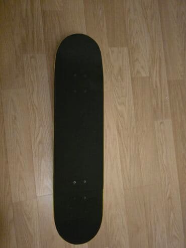 Skeytbord satılır.Hədiyyə üçün alınmışdı 80 azn lazım olmadığı üçün lalafo.az -da Skeytbord satılır.Hədiyyə üçün alınmışdı 80 azn lazım olmadığı üçün