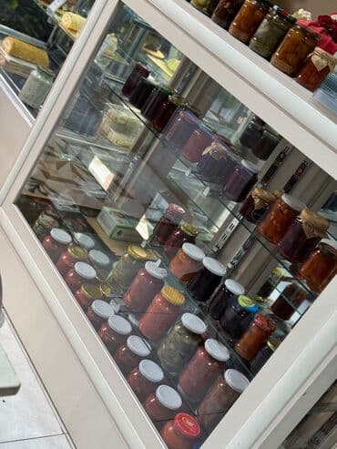 Vitrin şkafları
Ünvan Qara Qarayev.
70 azn lalafo.az -da Vitrin şkafları
Ünvan Qara Qarayev.
70 azn