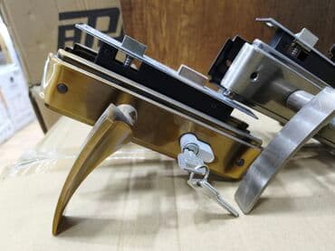 Qapı naliçnikləri: Məhsul: Qapı üçün mexaniki tutacaq və kilid komplekti - Tam komplekt lalafo.az -da — 1 Qapı naliçnikləri: Məhsul: Qapı üçün mexaniki tutacaq və kilid komplekti - Tam komplekt — 1