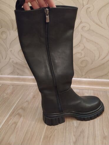 Uzunboğaz, Ölçü: 36, rəng - Qara, Yeni lalafo.az -da Uzunboğaz, Ölçü: 36, rəng - Qara, Yeni