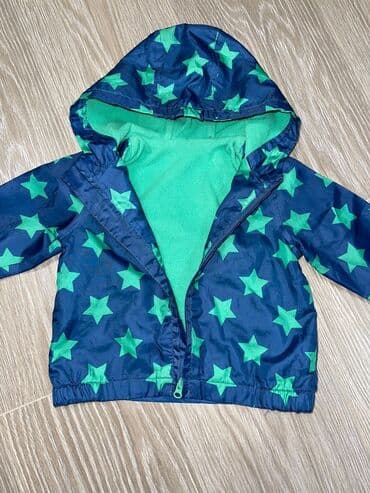 Plaşlar: George firmasına məxsus vetrovka. Həm oğlan həm qız geyinə bilər 6-9 lalafo.az -da — 3 Plaşlar: George firmasına məxsus vetrovka. Həm oğlan həm qız geyinə bilər 6-9 — 3