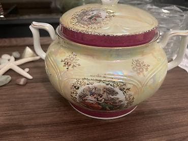 Porselen qapaqlı şəkərqabı/çaynik tipli qab - Material: incə porselen lalafo.az -da Porselen qapaqlı şəkərqabı/çaynik tipli qab - Material: incə porselen