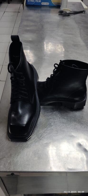 Kazaxistanan gelib razmer boyuk olduguna gore satilir.tezedi lalafo.az -da Kazaxistanan gelib razmer boyuk olduguna gore satilir.tezedi