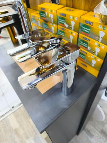 Mətbəx və ya vannaya üçün xrom örtüklü qarışdırıcı kran - Müasir lalafo.az -da Mətbəx və ya vannaya üçün xrom örtüklü qarışdırıcı kran - Müasir