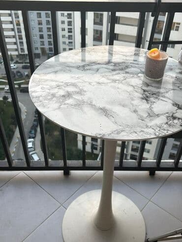 Balkon üçün, İşlənmiş, Açılmayan, Yumru masa, 2 stul lalafo.az -da Balkon üçün, İşlənmiş, Açılmayan, Yumru masa, 2 stul