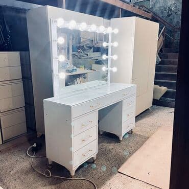 Yeni, Açılmayan, Şüşə, Dördbucaq masa lalafo.az -da Yeni, Açılmayan, Şüşə, Dördbucaq masa