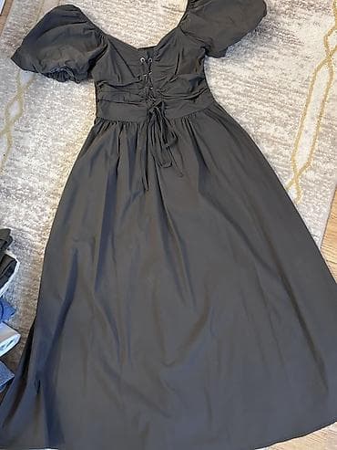 Qara rəngli qadın donu - Dizayn: Midi/uzun ölçüdə, A-kəsimli ətək lalafo.az -da Qara rəngli qadın donu - Dizayn: Midi/uzun ölçüdə, A-kəsimli ətək