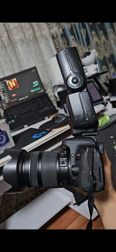 Canon DSLR fotoaparat dəsti Canon 800d, yongnuo xarici flaş 18 135 lalafo.az -da Canon DSLR fotoaparat dəsti Canon 800d, yongnuo xarici flaş 18 135