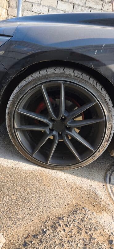 Disk təkər 245 / 35 / R 20, 5 Boltlu lalafo.az -da Disk təkər 245 / 35 / R 20, 5 Boltlu