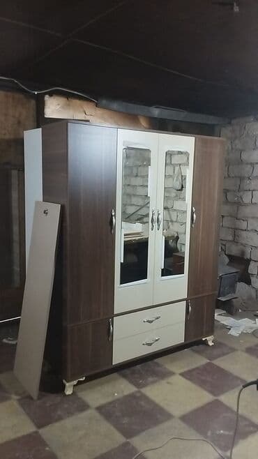 Yeni, Açılan, 4 qapılı Düz dolab, Qarderob, paltar dolabı lalafo.az -da Yeni, Açılan, 4 qapılı Düz dolab, Qarderob, paltar dolabı
