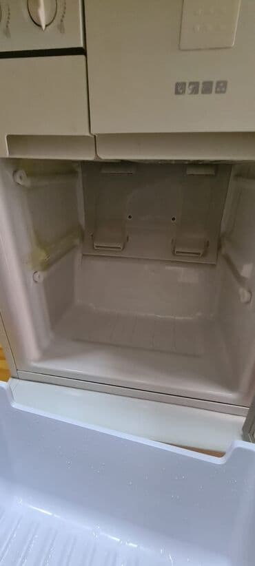 Сепараторы: Məhsul: SAMSUNG İki qapılı soyuducu (alt bölmə dondurucu) at lalafo.az — 1 Сепараторы: Məhsul: SAMSUNG İki qapılı soyuducu (alt bölmə dondurucu) — 1