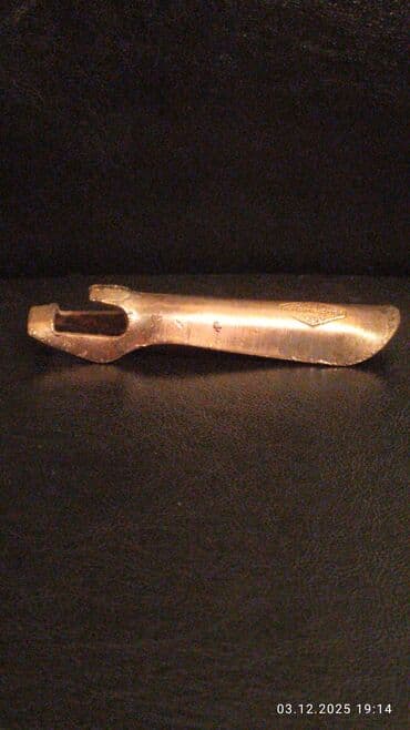 Sovet dövrünə aid metal ştamplı alət – “Zavod im. K. Məmmədova, Bakı” lalafo.az -da Sovet dövrünə aid metal ştamplı alət – “Zavod im. K. Məmmədova, Bakı”