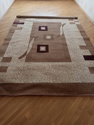 Material: Sintetik xalça örtüyü. Toxunuş: Sıx xovlu quruluş ayaq lalafo.az -da Material: Sintetik xalça örtüyü. Toxunuş: Sıx xovlu quruluş ayaq