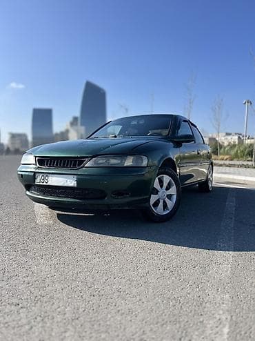 Opel vectra 1.6 sade mator Avtomat Deri salon Arxa goruntu kamerasi lalafo.az -da Opel vectra 1.6 sade mator Avtomat Deri salon Arxa goruntu kamerasi