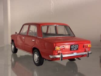 1:18 Lada VAZ 2101 girmizi IST firmasi gutusuz lalafo.az -da 1:18 Lada VAZ 2101 girmizi IST firmasi gutusuz