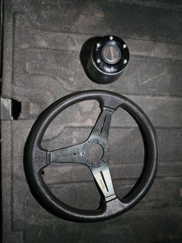 MOMO sükan dəsti - Brend: MOMO - Tərkib: 3-şüalı sport sükan lalafo.az -da MOMO sükan dəsti - Brend: MOMO - Tərkib: 3-şüalı sport sükan