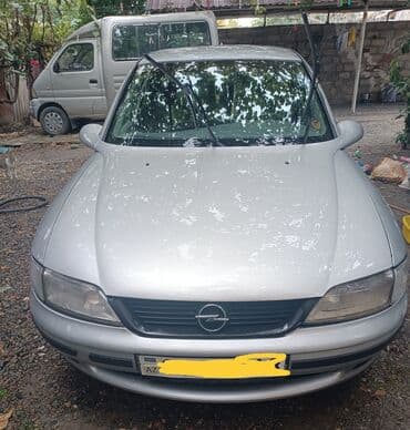 Opel Vectra: 1.6 l | 1996 il Sedan lalafo.az -da Opel Vectra: 1.6 l | 1996 il Sedan