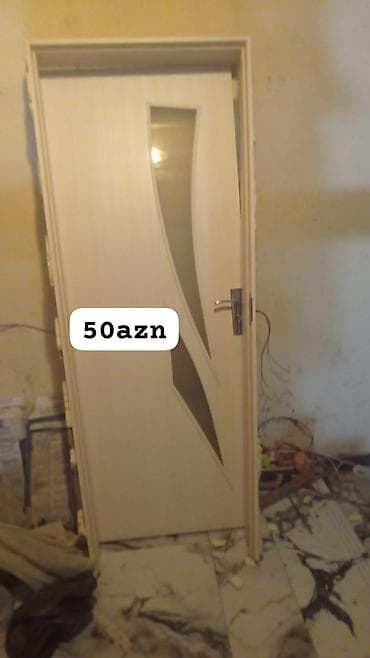 Otaq qapısı – 50 AZN - Rəng: açıq krem/boz ton - Material: ağac lalafo.az -da Otaq qapısı – 50 AZN - Rəng: açıq krem/boz ton - Material: ağac