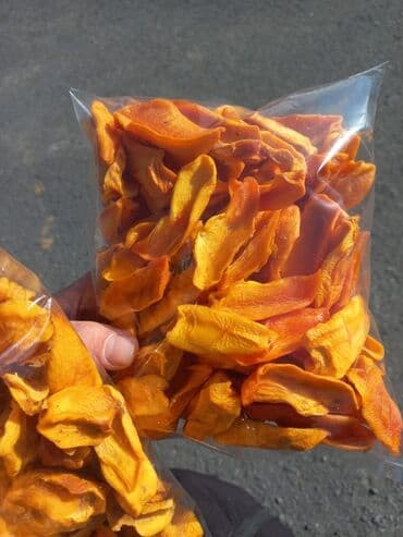 Hər bir xurma qurusu diqqətlə seçilir və gigiyenik şəraitdə lalafo.az -da Hər bir xurma qurusu diqqətlə seçilir və gigiyenik şəraitdə