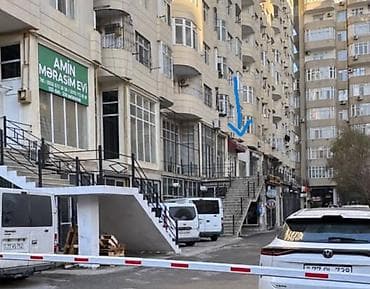 Obyekt – yaşayış kompleksinin 1-ci mərtəbəsində, pilləkənlə çıxışlı at lalafo.az Obyekt – yaşayış kompleksinin 1-ci mərtəbəsində, pilləkənlə çıxışlı