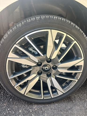 Yeni Disk təkər 215 / 50 / R 18, 5 Boltlu lalafo.az -da Yeni Disk təkər 215 / 50 / R 18, 5 Boltlu