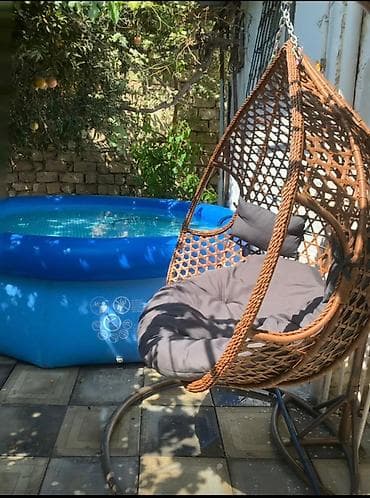 Həyətyanı sahəsi olan kiçik ev - Həyətdə şaquli dayaqlı lalafo.az -da Həyətyanı sahəsi olan kiçik ev - Həyətdə şaquli dayaqlı