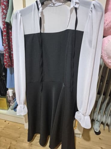 Qara-ağ rəngli qadın donu - Dizayn: Kontrastlı qara əsas və ağ şifon lalafo.az -da Qara-ağ rəngli qadın donu - Dizayn: Kontrastlı qara əsas və ağ şifon