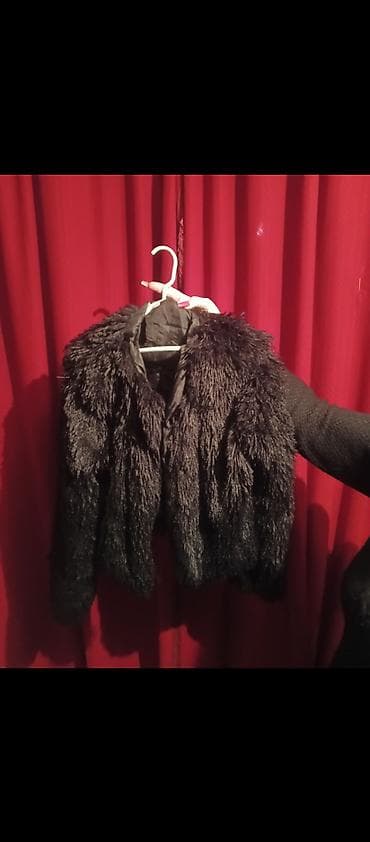 Qara süni kürk gödəkcə - Rəng: tam qara - Model: qısa, uzun tüklü lalafo.az -da Qara süni kürk gödəkcə - Rəng: tam qara - Model: qısa, uzun tüklü