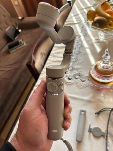 DJI OM 5 seriyalı smartfon stabilizatoru (gimbal) Əsas xüsusiyyətlər lalafo.az -da DJI OM 5 seriyalı smartfon stabilizatoru (gimbal) Əsas xüsusiyyətlər