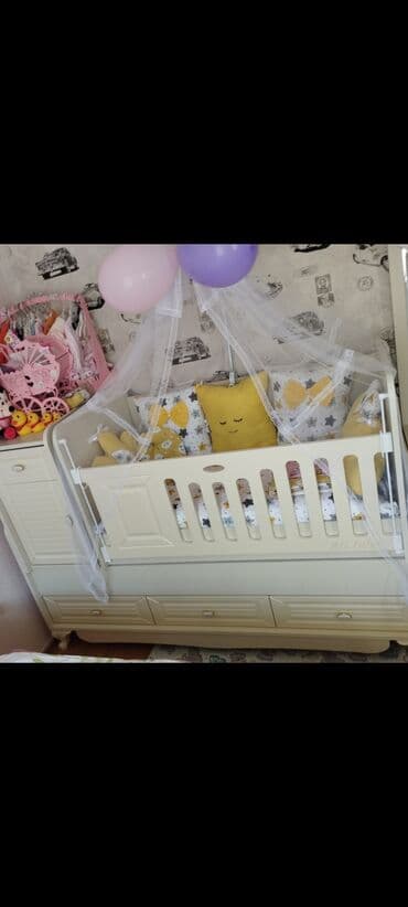 Oğlan və qız üçün, Dördbucaq, Beşik, Dəst ilə, Matras ilə, Yellənmə mexanizm ilə lalafo.az -da Oğlan və qız üçün, Dördbucaq, Beşik, Dəst ilə, Matras ilə, Yellənmə mexanizm ilə