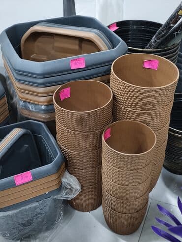 Plastik dekorativ çiçək qabları və küplər - Material: yüngül və lalafo.az -da Plastik dekorativ çiçək qabları və küplər - Material: yüngül və