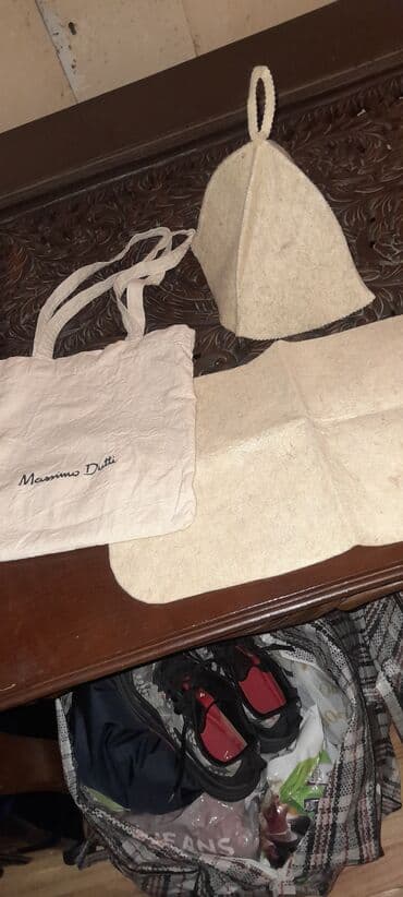 Sauna ucun papaq vĕ altliq.100% yun lalafo.az -da Sauna ucun papaq vĕ altliq.100% yun