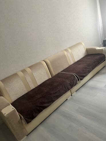 Divan, İşlənmiş, Açılmayan, Bazasız, Vеlur parça, Çatdırılma yoxdur lalafo.az -da Divan, İşlənmiş, Açılmayan, Bazasız, Vеlur parça, Çatdırılma yoxdur