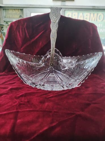 Kəsmə naxışlı şüşə/“kristal” səbət qab - Material: şəffaf qalın şüşə lalafo.az -da Kəsmə naxışlı şüşə/“kristal” səbət qab - Material: şəffaf qalın şüşə
