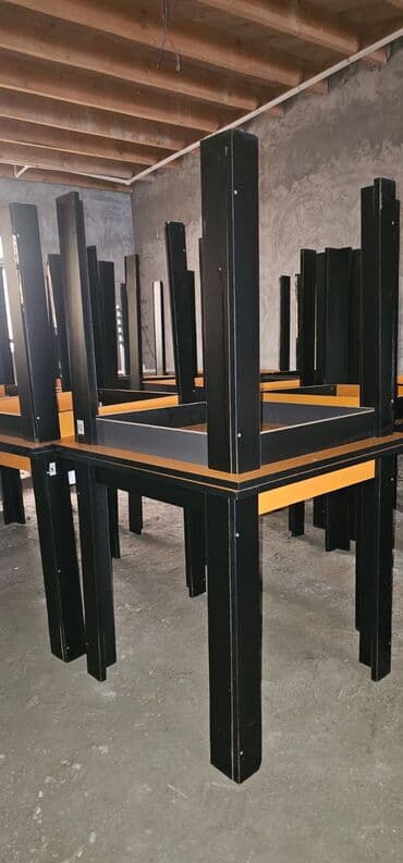 Stullar ilə, Dördbucaq masa lalafo.az -da Stullar ilə, Dördbucaq masa