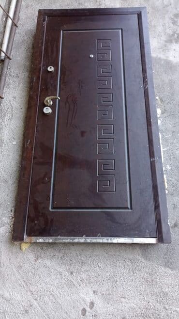 Mənzil üçün İşlənmiş Giriş qapısı Glazok ilə, Zəmanətsiz, Ünvandan götürmə lalafo.az -da Mənzil üçün İşlənmiş Giriş qapısı Glazok ilə, Zəmanətsiz, Ünvandan götürmə